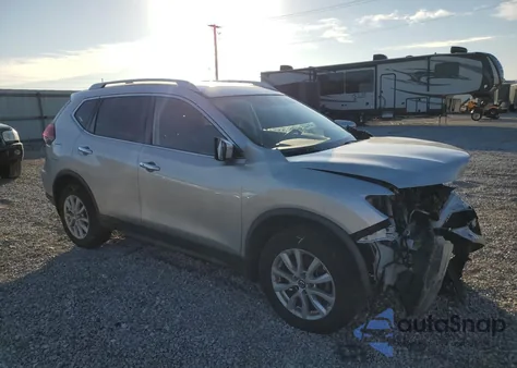 2018 Nissan Rogue S z USA, uszkodzony, nr VIN JN8AT2MVXJW349957